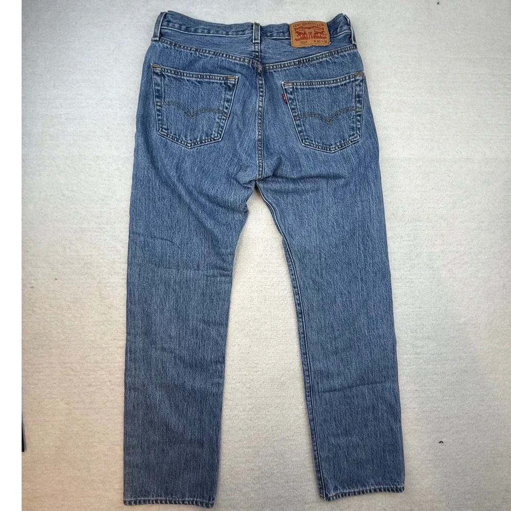 Levi's 501 Original Fit Mens Jeans W30 L30 Medium Wash Blue‎ Button Fly Denim